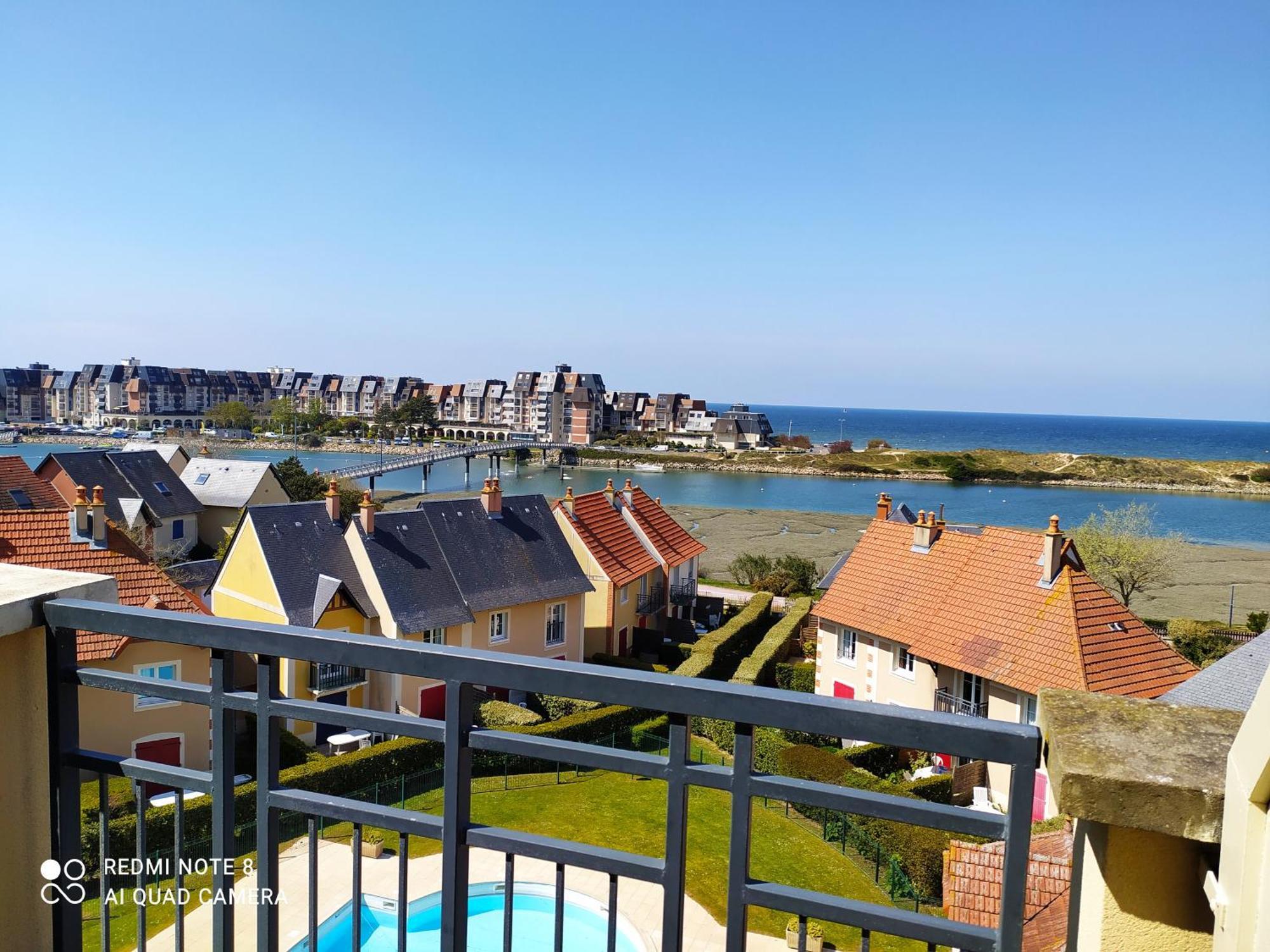 Divine Marina Vue Mer - Piscines Dives-sur-Mer Exterior foto